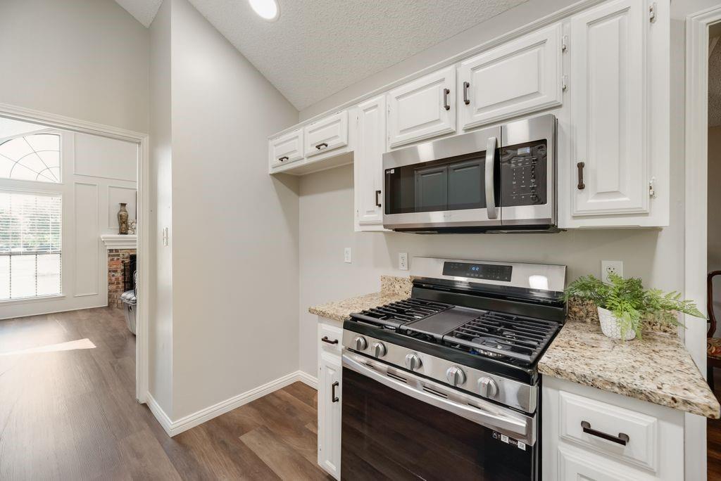 5021 Marcus Drive Property Photo 6