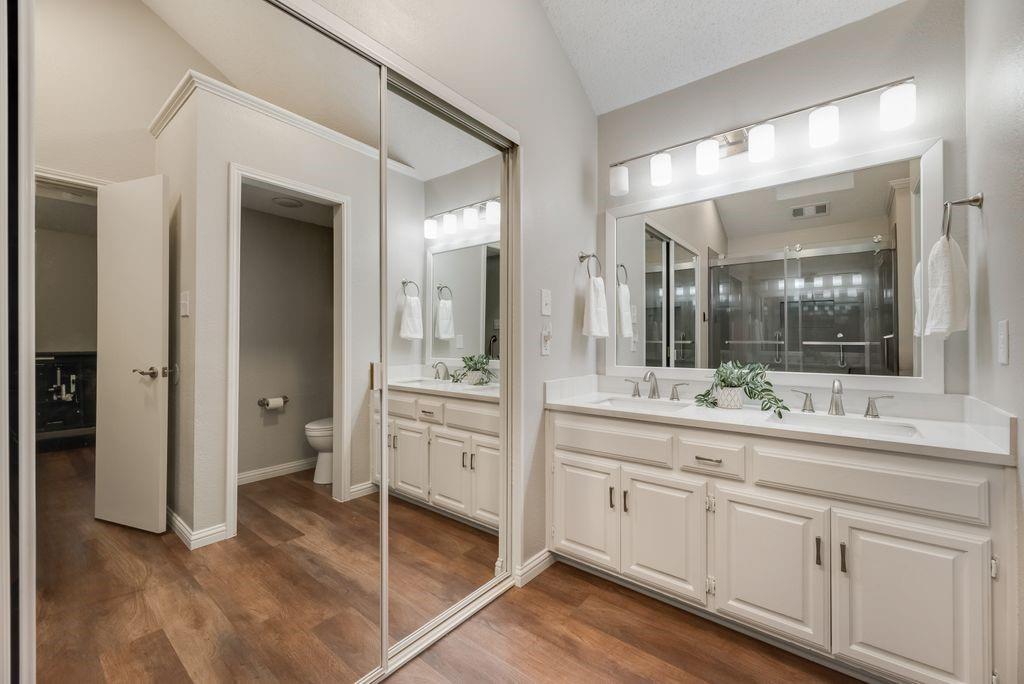 5021 Marcus Drive Property Photo 19