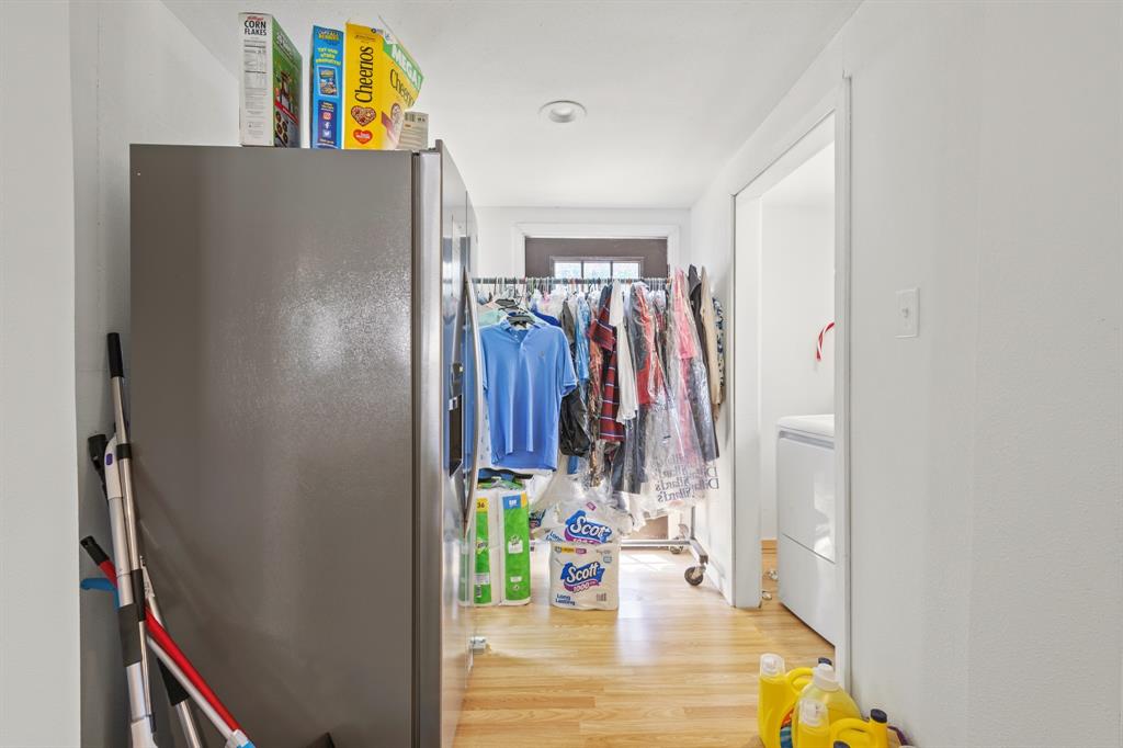 1706 Summit Street Property Photo 9