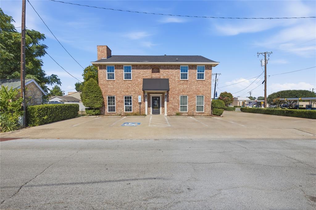110 S Barton Street Property Photo 1