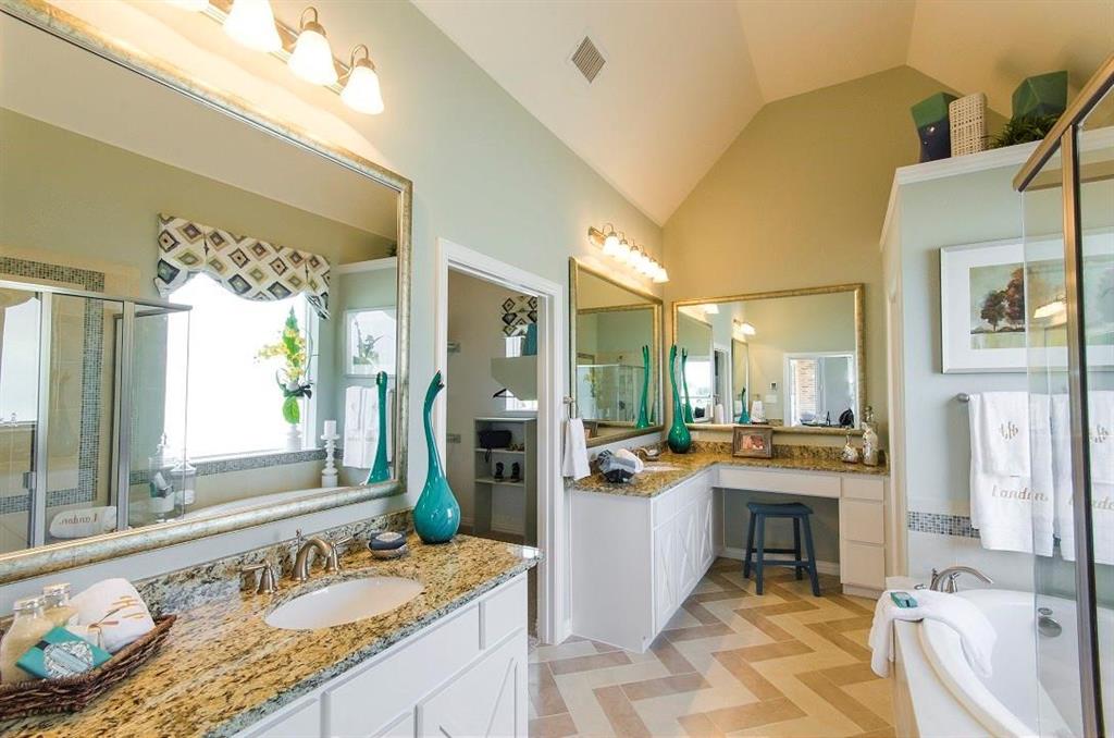 6105 Claridge Lane Property Photo 13