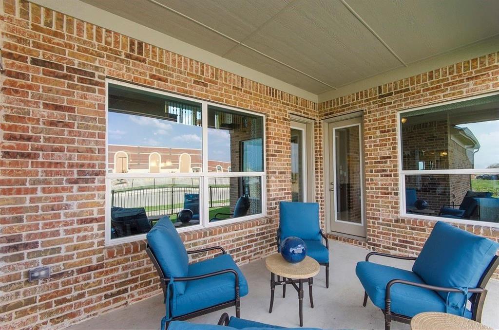 6105 Claridge Lane Property Photo 14
