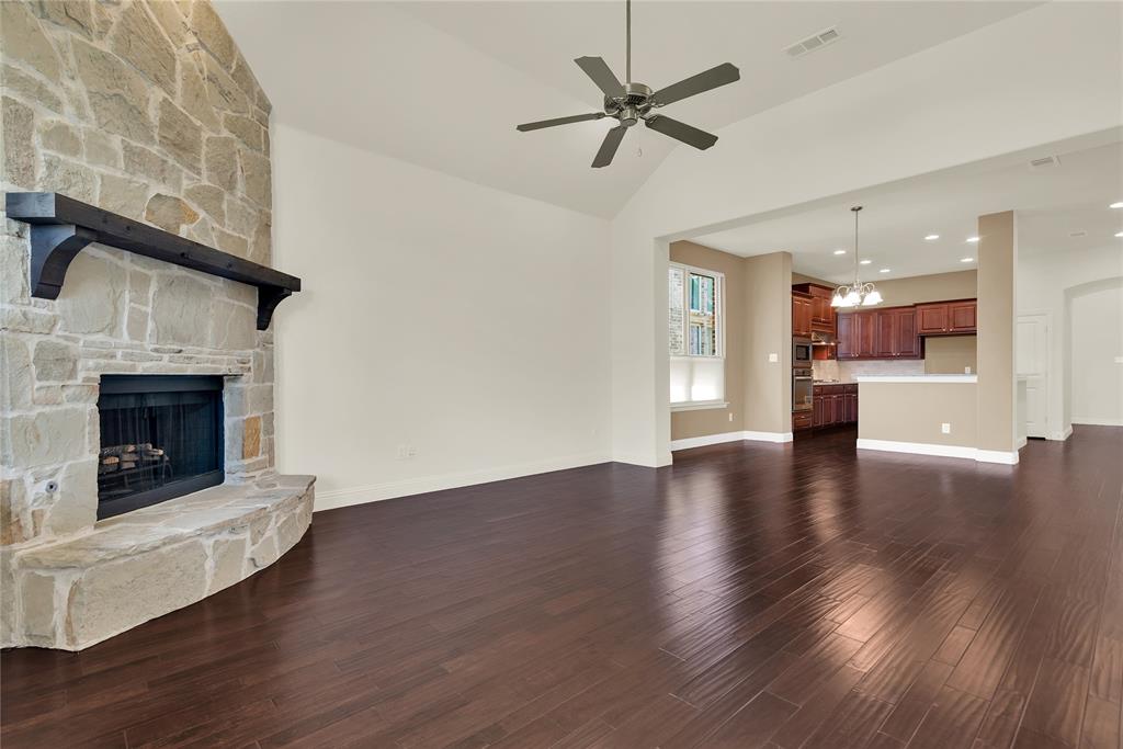 1003 Edgefield Lane Property Photo 12
