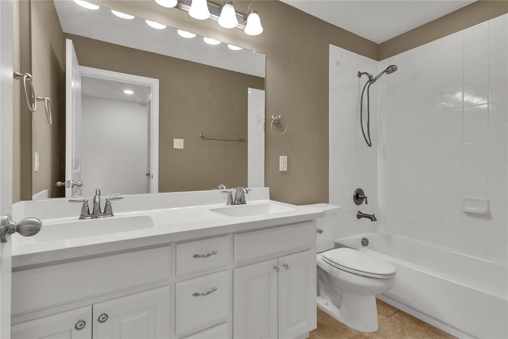 1003 Edgefield Lane Property Photo 18