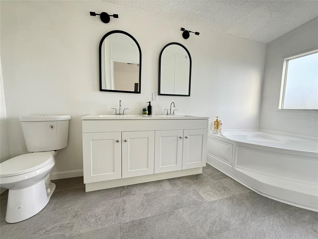 332 Water View Lane Property Photo 14