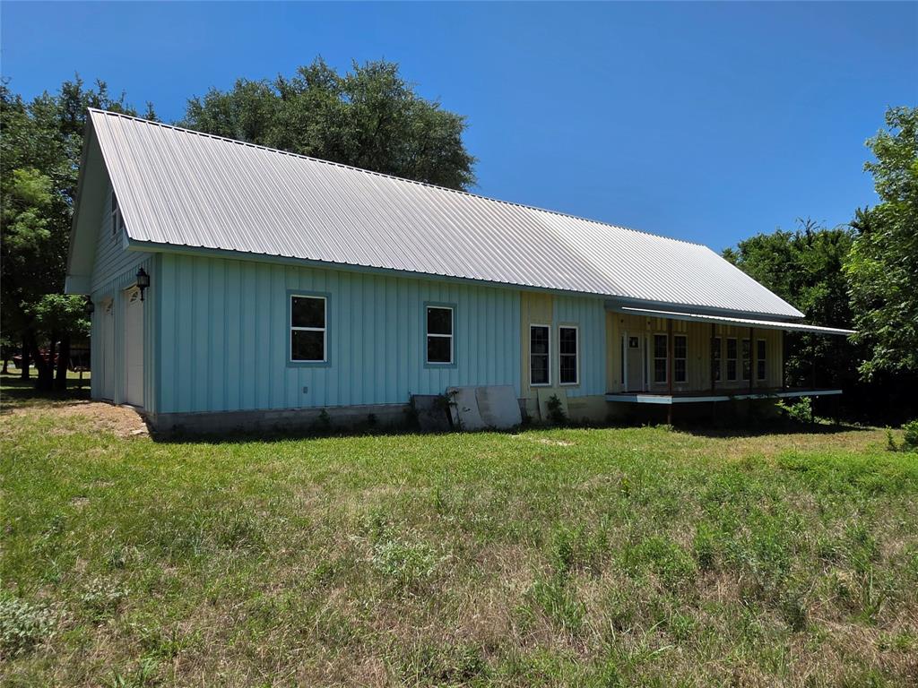 16695 County Road 421 Property Photo 1