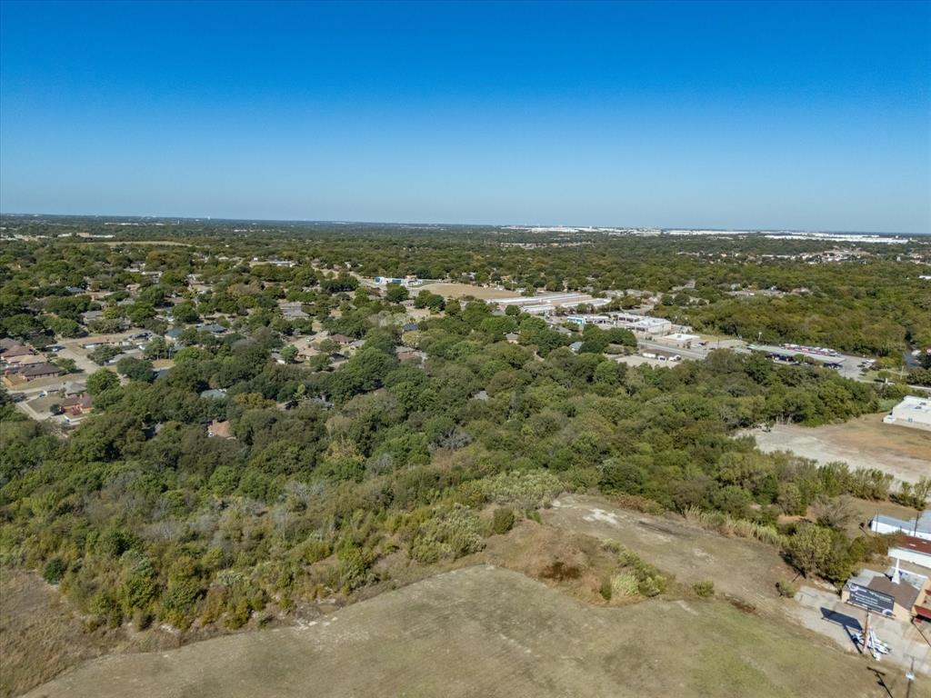 121 Little John Drive Property Photo 4