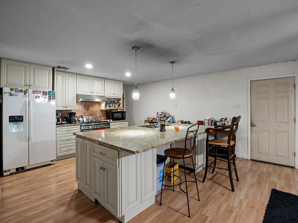 121 Little John Drive Property Photo 11