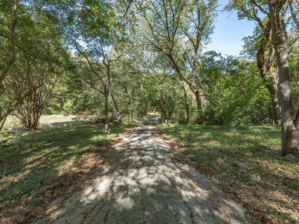 121 Little John Drive Property Photo 17