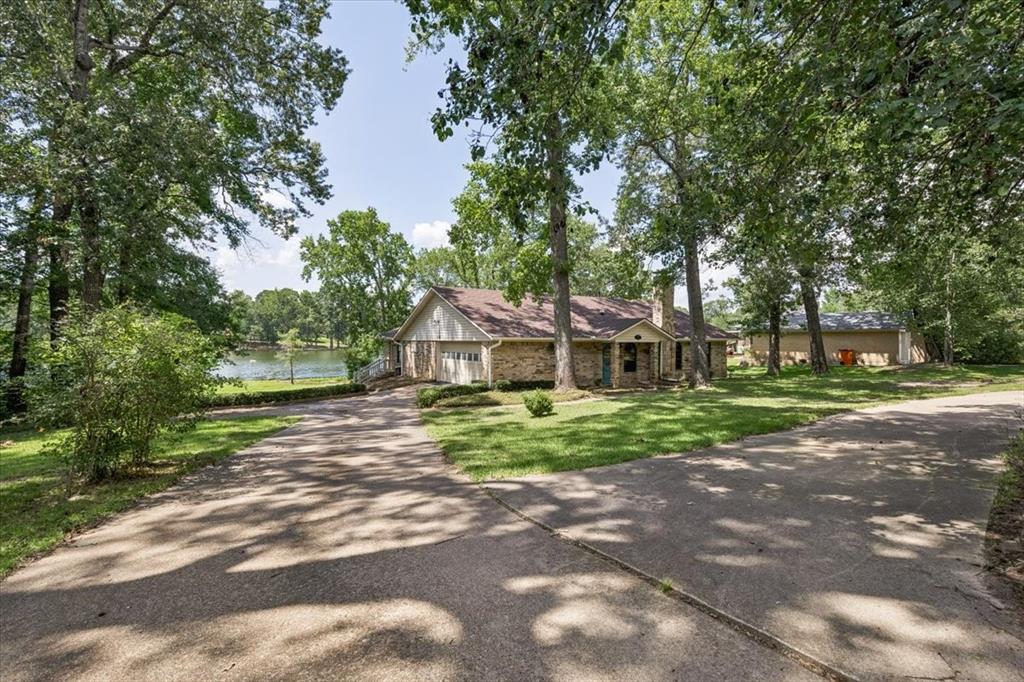 1160 County Road 2425 Property Photo 4