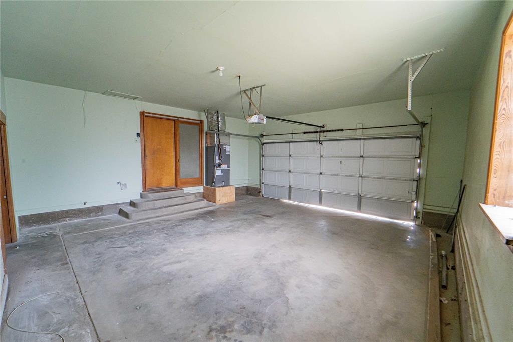 514 W Walker Street Property Photo 19