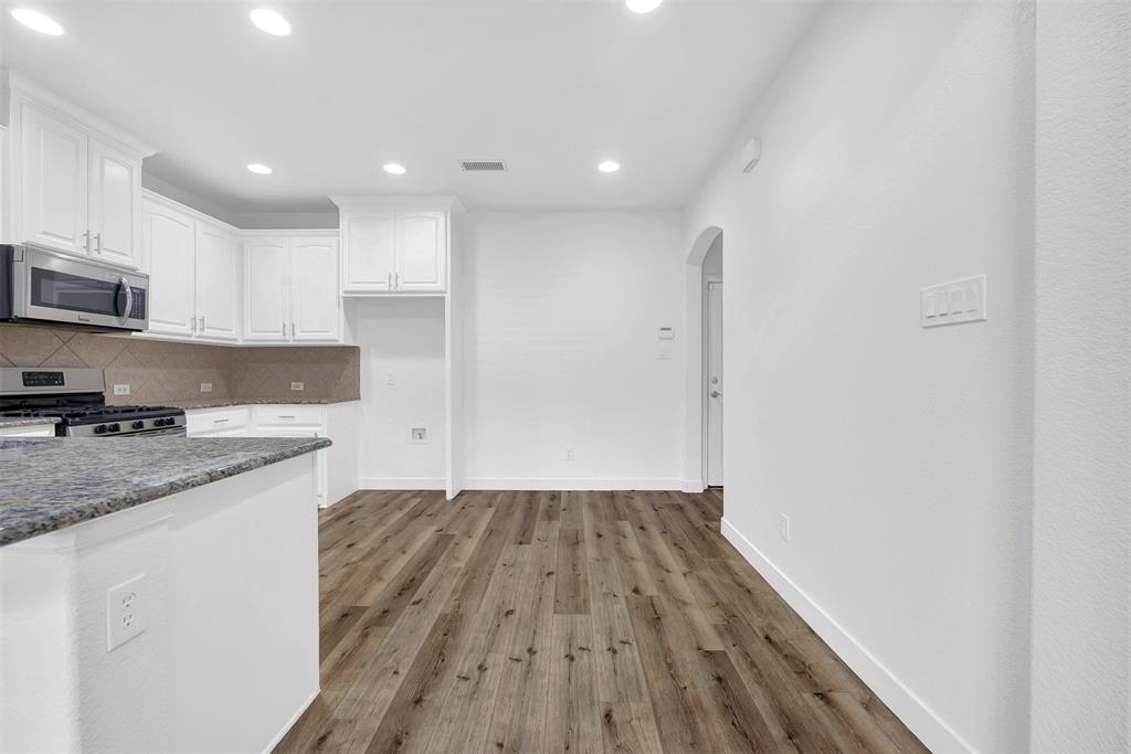736 S Greenville Avenue Property Photo 13