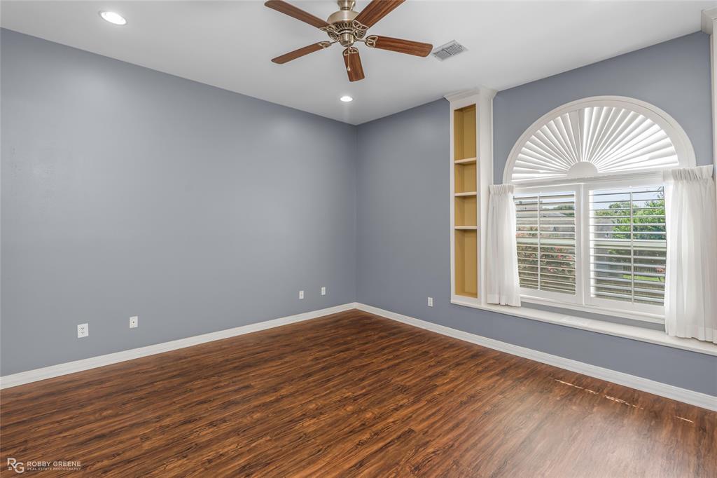 539 Honeygold Drive Property Photo 16
