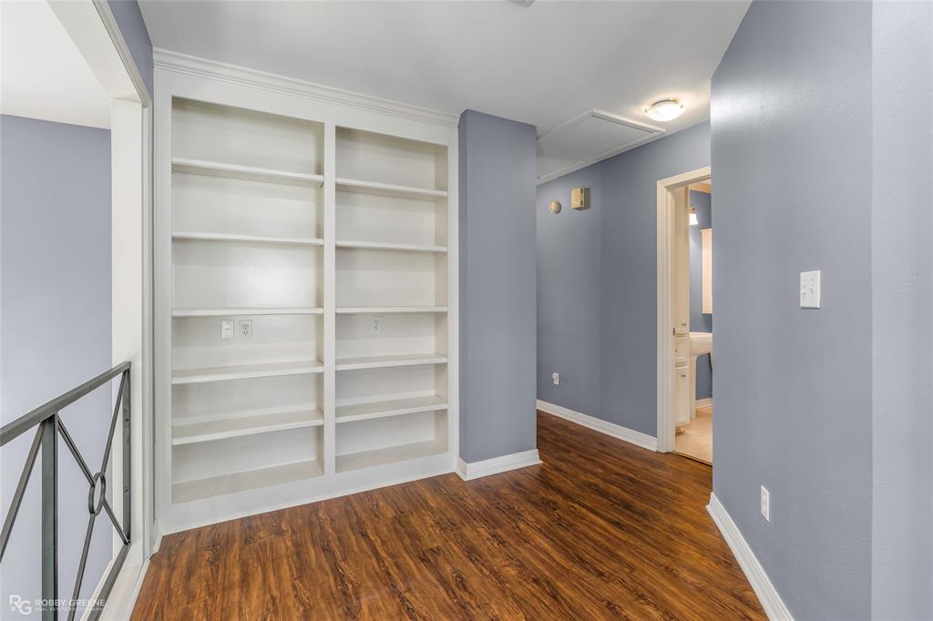 539 Honeygold Drive Property Photo 23