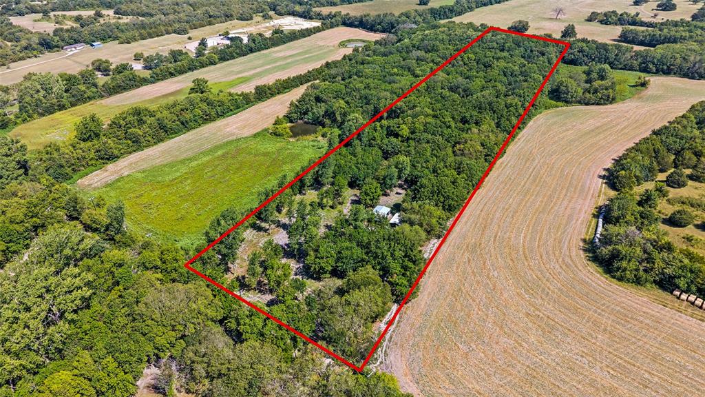555 Yowell Hill Road Property Photo 1