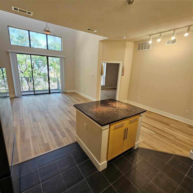 4605 Cedar Springs Road 337 Property Photo 7