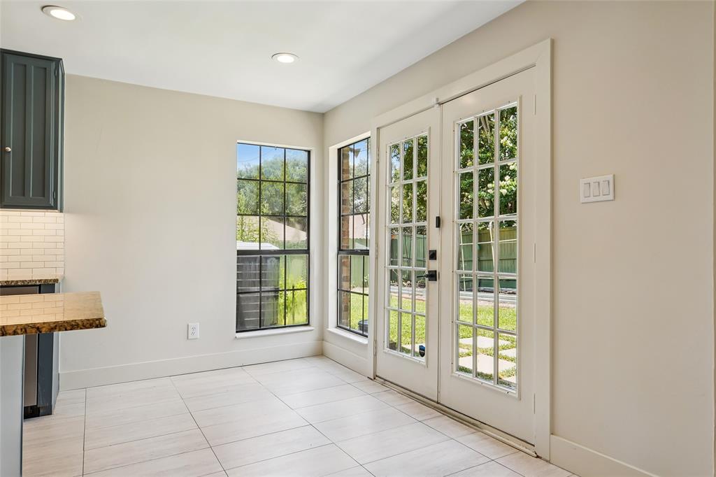 14815 Surveyor Boulevard Property Photo 13