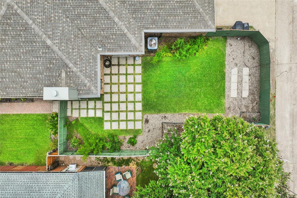 14815 Surveyor Boulevard Property Photo 35