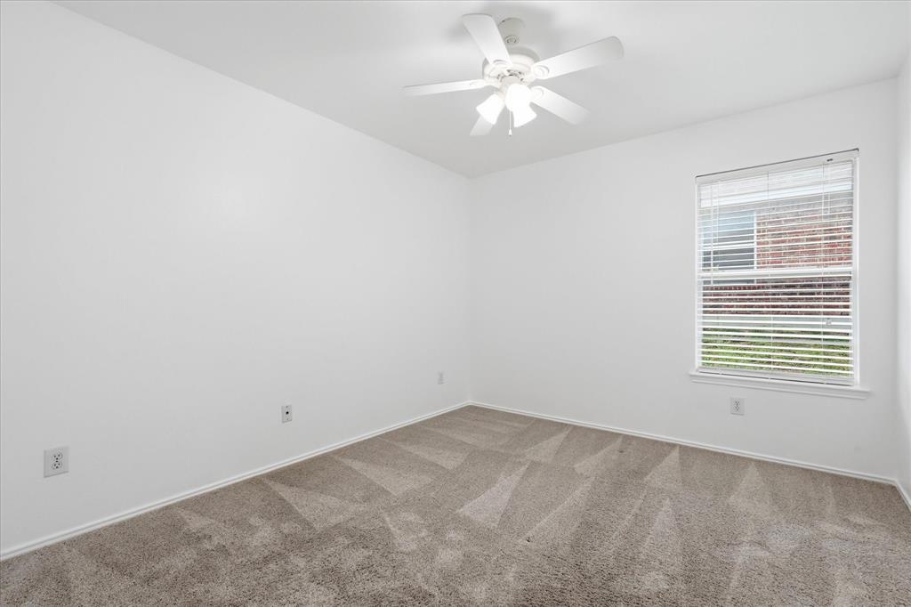 2825 Saddlebred Trail Property Photo 24