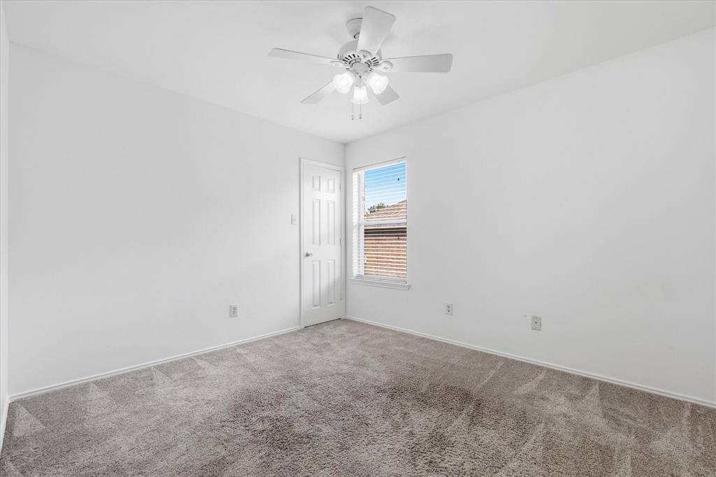 2825 Saddlebred Trail Property Photo 27