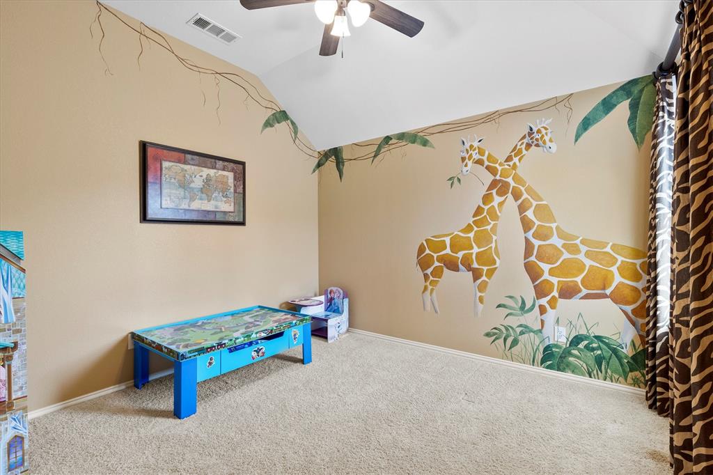 7230 Lake Hill Trail Property Photo 1