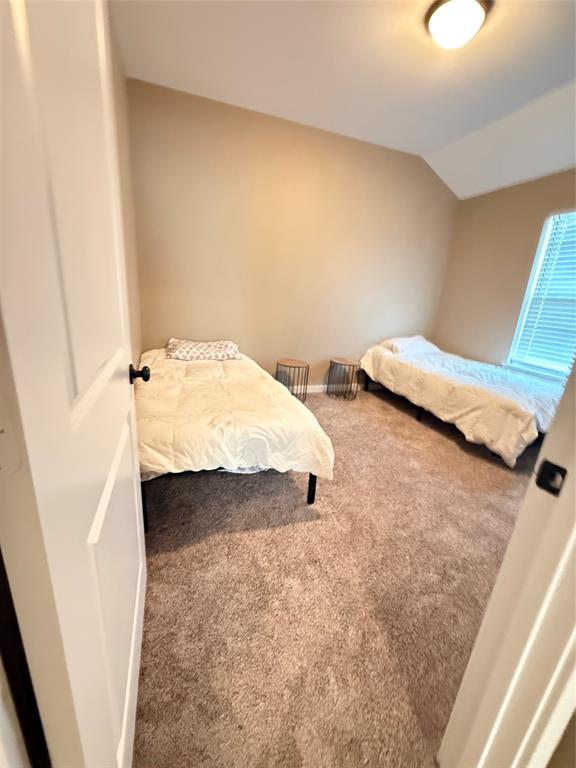 17115 Meadowview Lane Property Photo 8