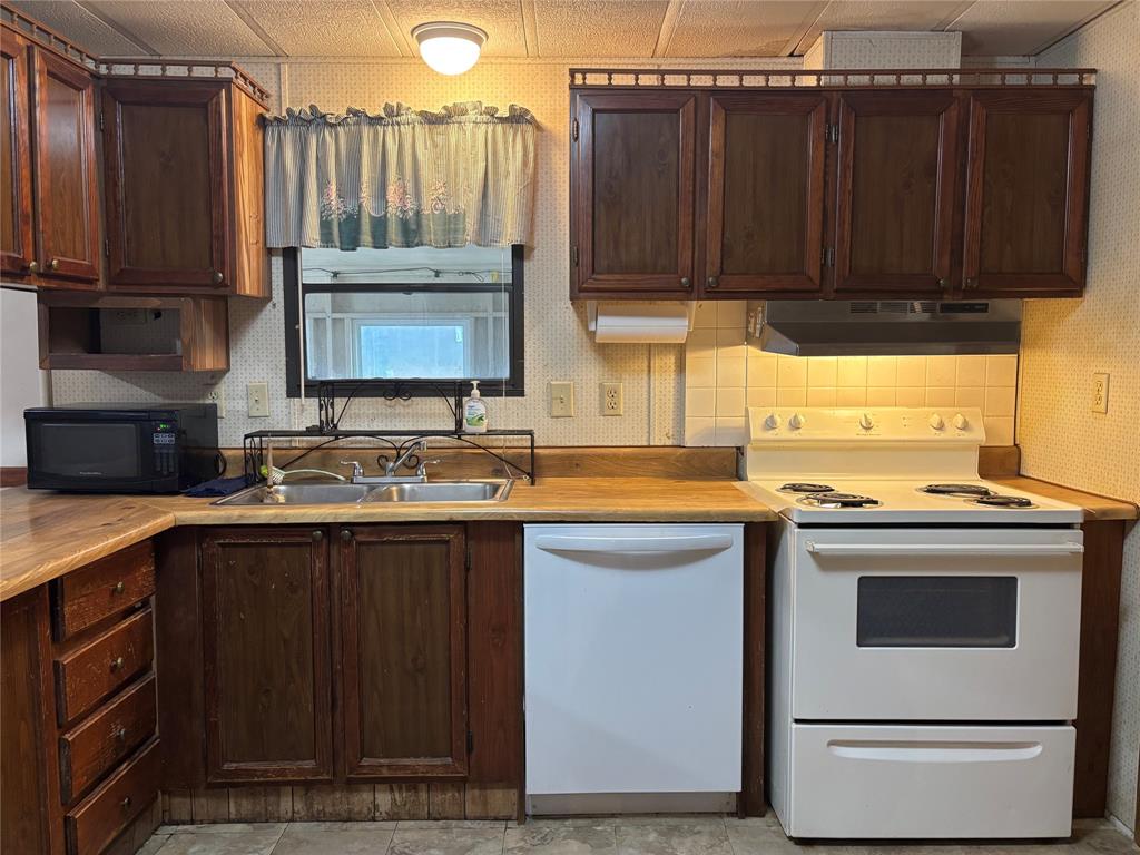 6955 Alvin York Lane Property Photo 1