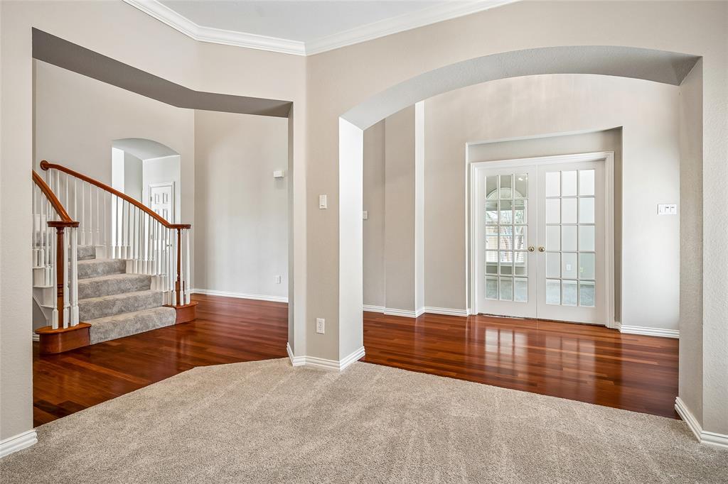 44 Creekside Drive Property Photo 3