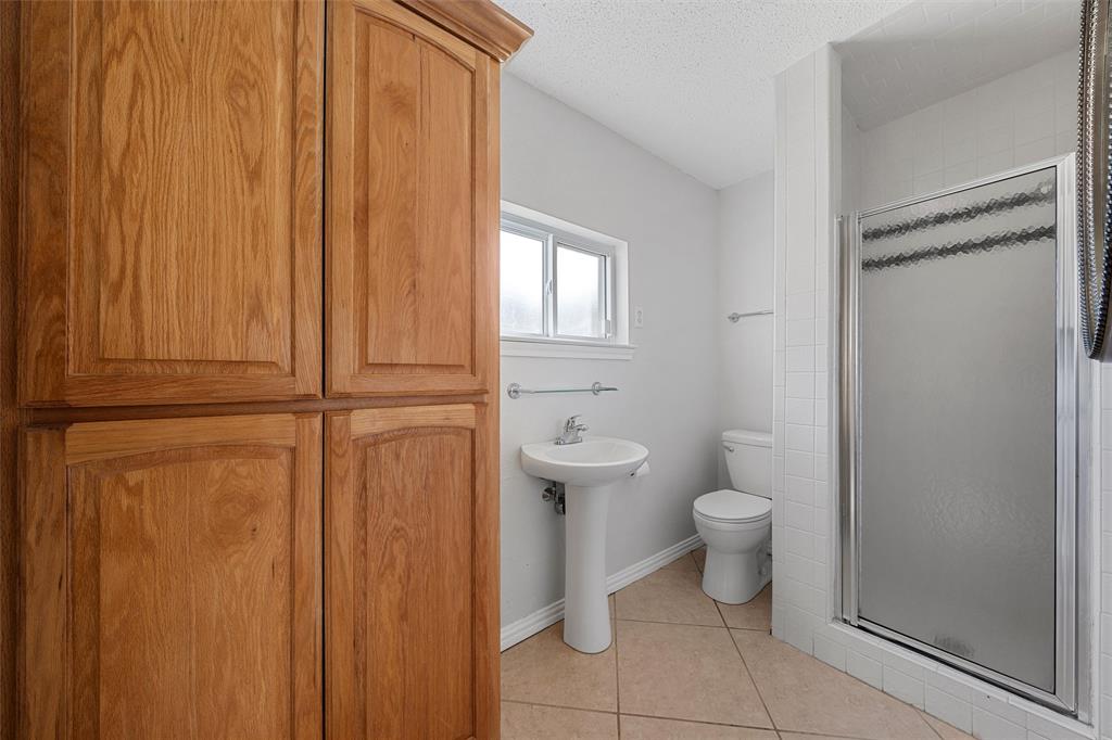 187 County Road 1766 Property Photo 10