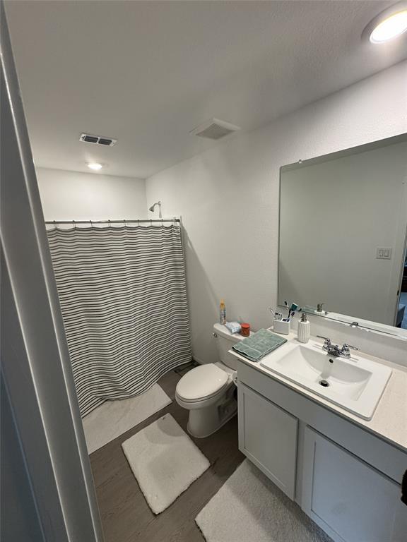 1105 Ledgestone Drive Property Photo 12