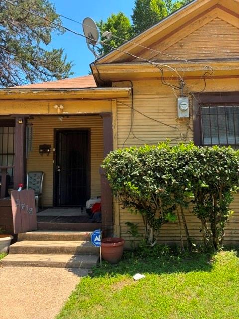 2618 Pine Street Property Photo 1