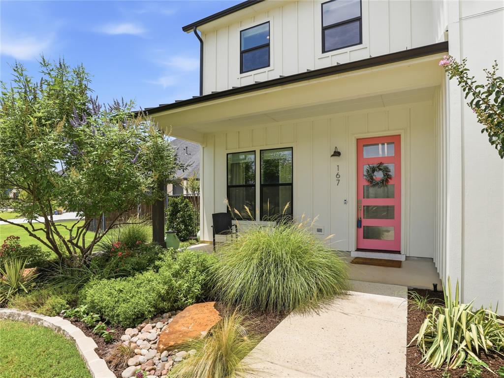167 Stirling Drive Property Photo 4