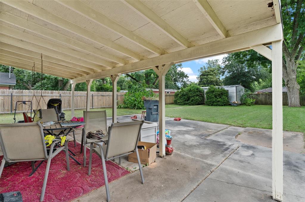 1702 Cline Street Property Photo 21