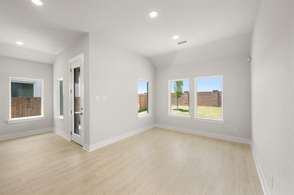 17257 Oxborough Drive Property Photo 10