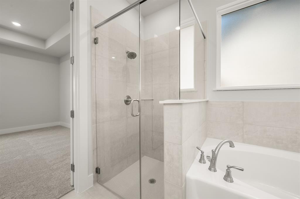 17257 Oxborough Drive Property Photo 14