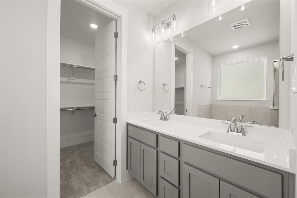 17257 Oxborough Drive Property Photo 16