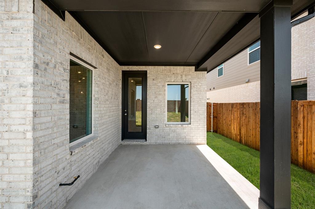 17257 Oxborough Drive Property Photo 24