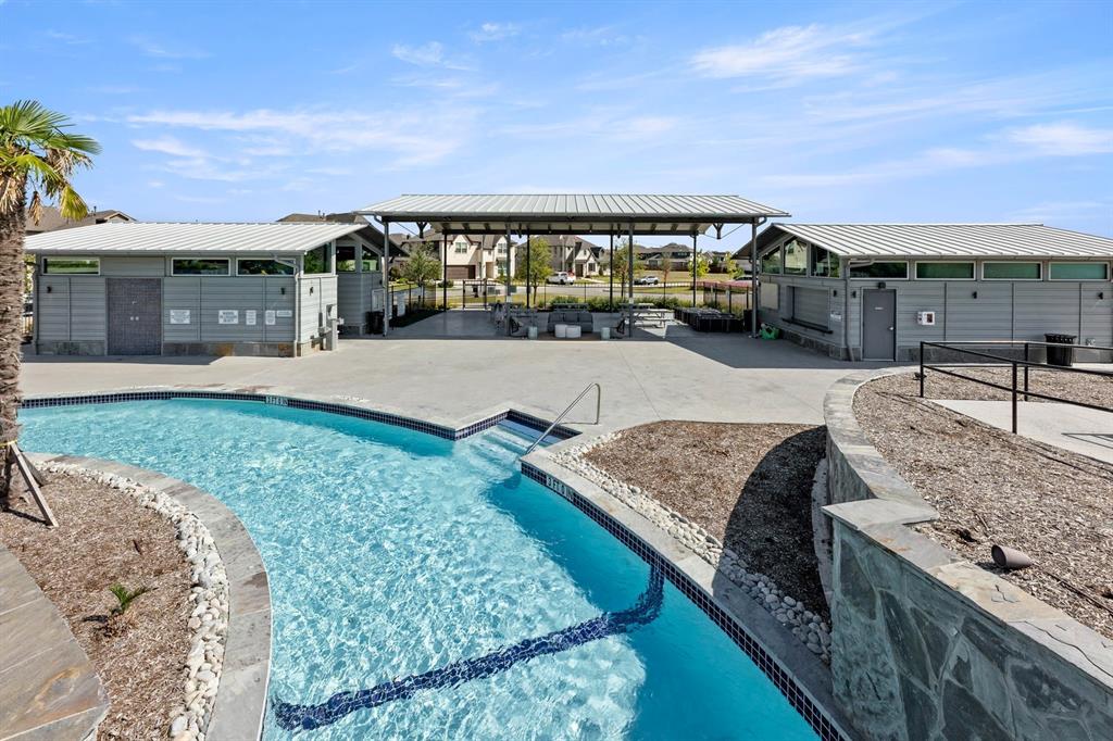17257 Oxborough Drive Property Photo 35