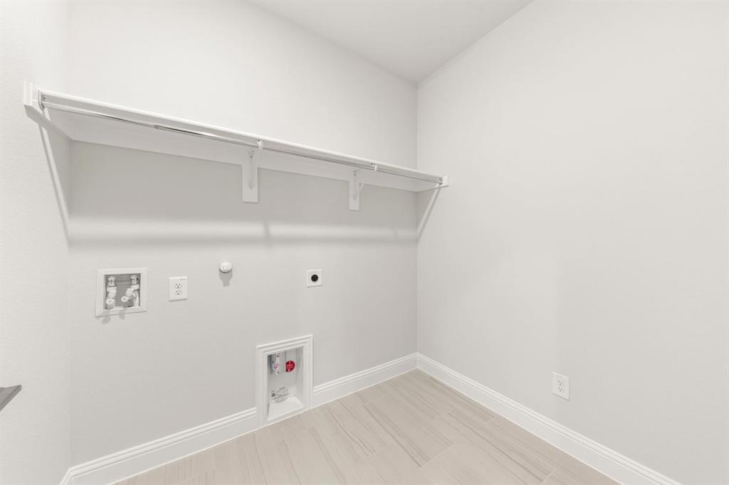 17204 Oxborough Drive Property Photo 24