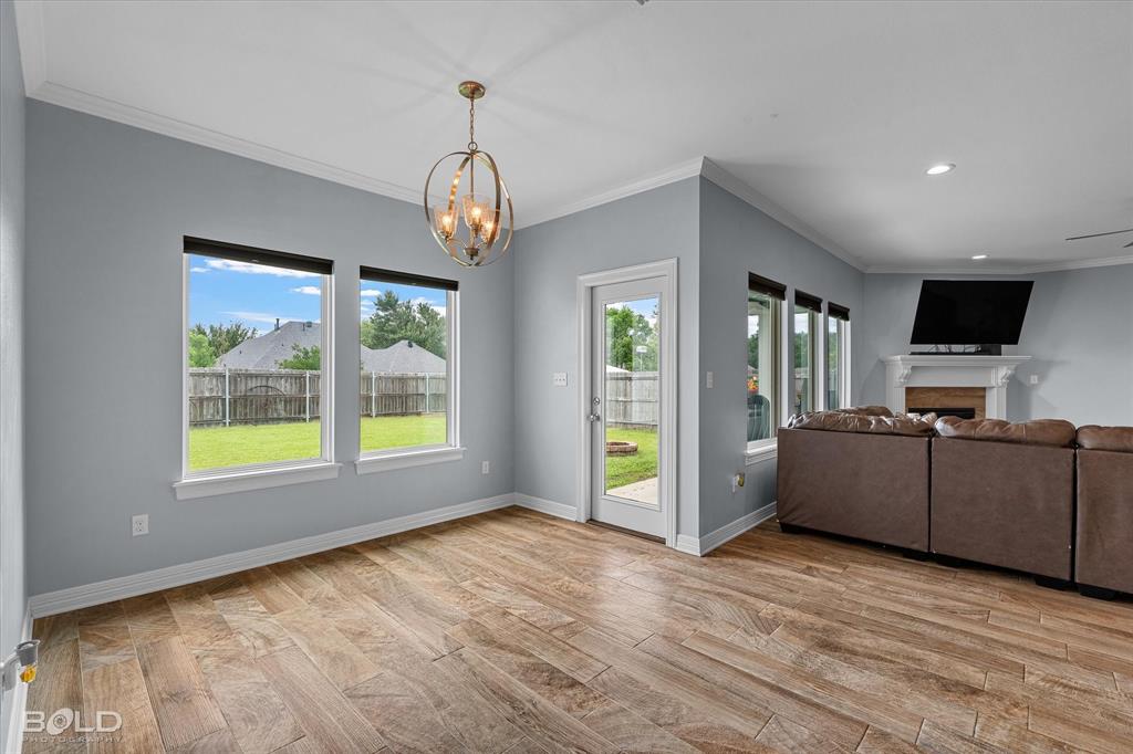 2054 Briar Hollow Property Photo 19
