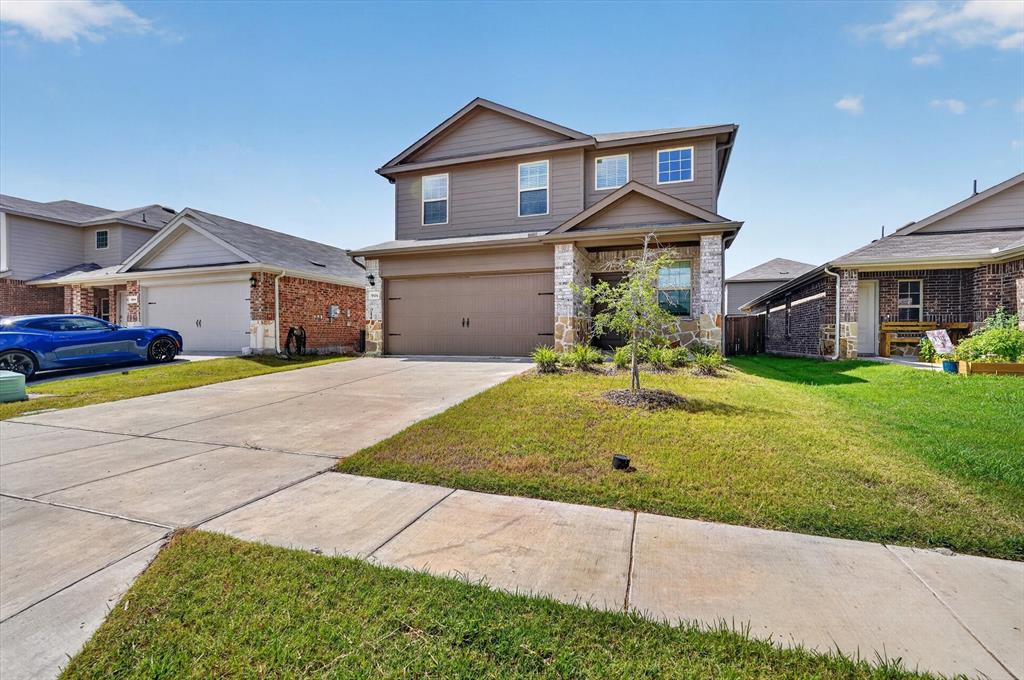906 Shear Drive Property Photo 3