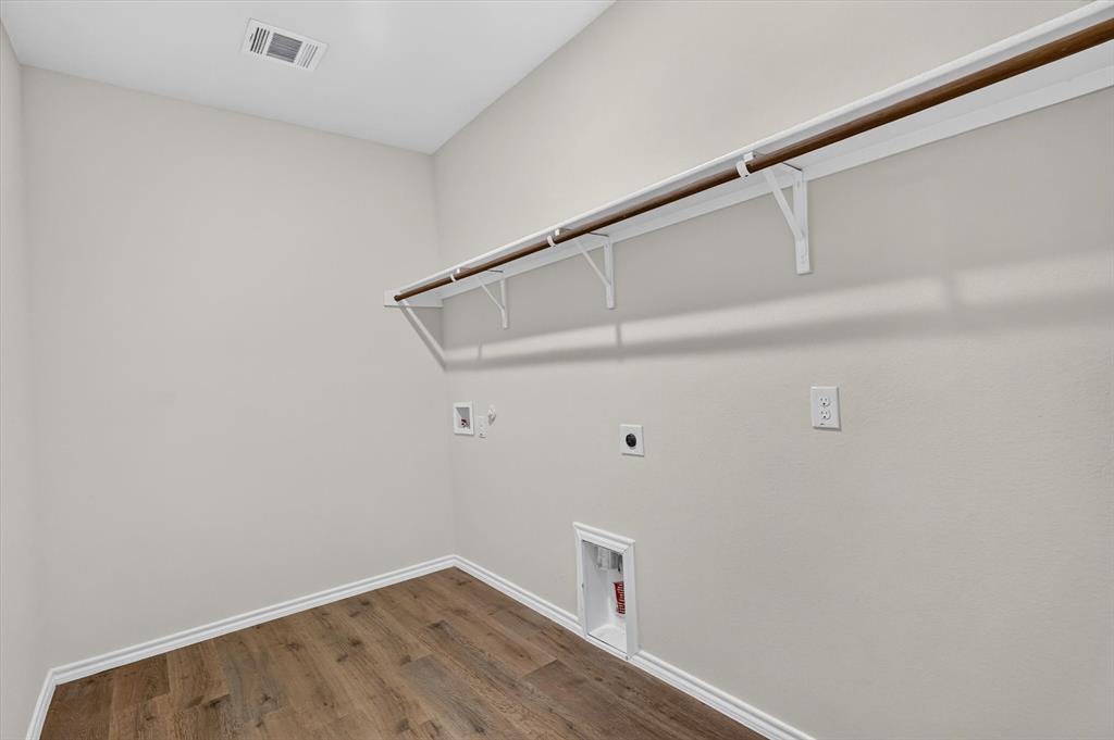 906 Shear Drive Property Photo 16