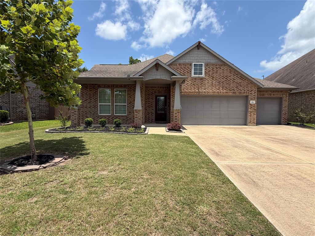 114 Woodridge Crossing Property Photo 1