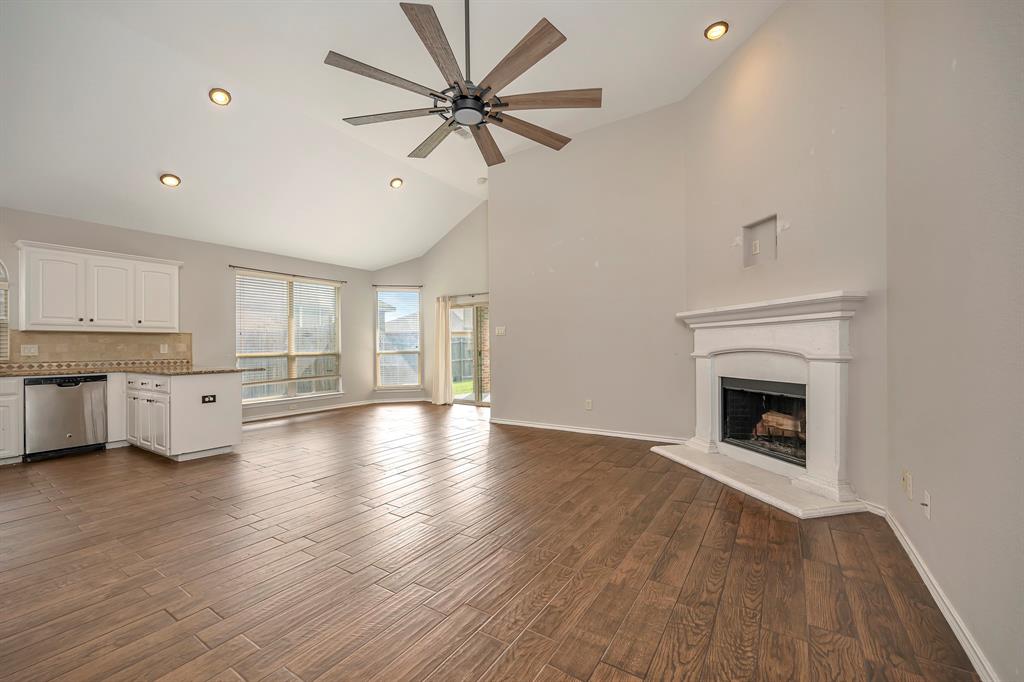 545 Wild Ivy Trail Property Photo 7
