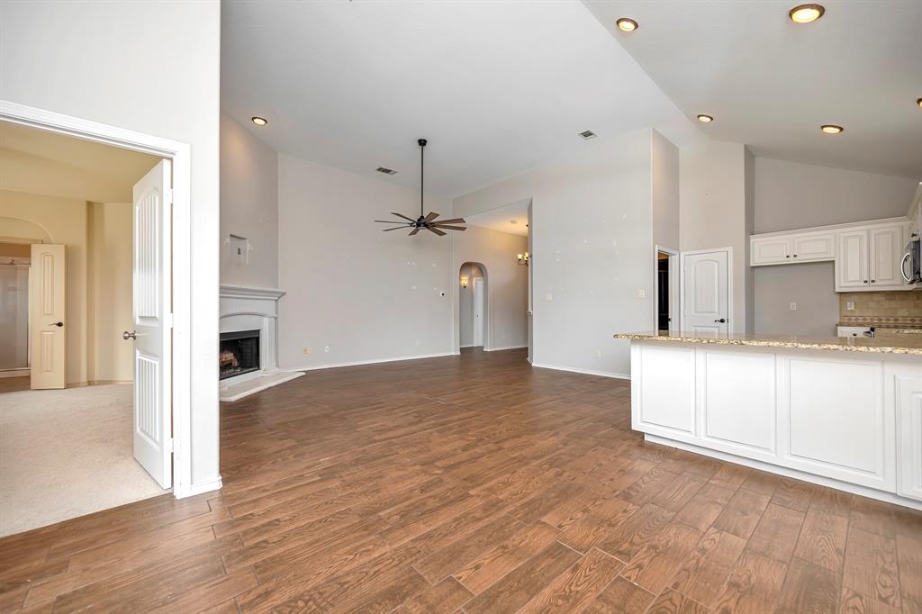 545 Wild Ivy Trail Property Photo 13