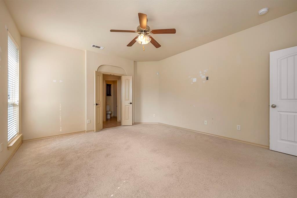 545 Wild Ivy Trail Property Photo 15