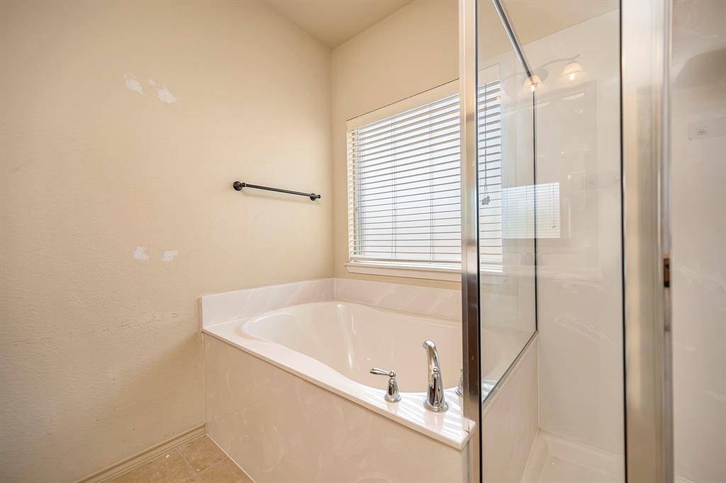 545 Wild Ivy Trail Property Photo 22