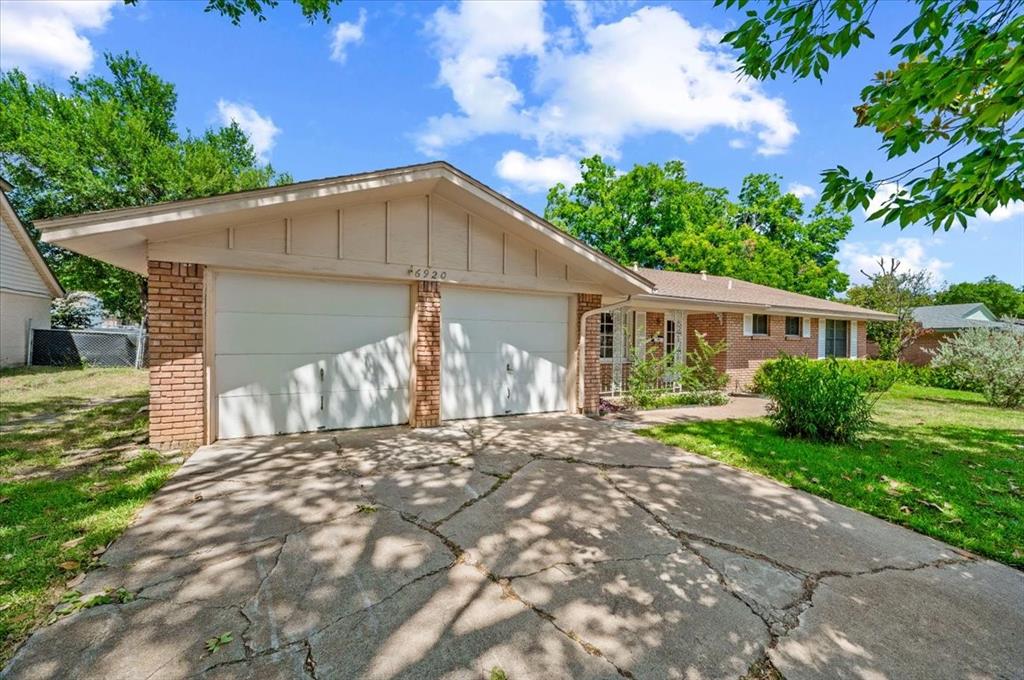 6920 Valhalla Road Property Photo 3