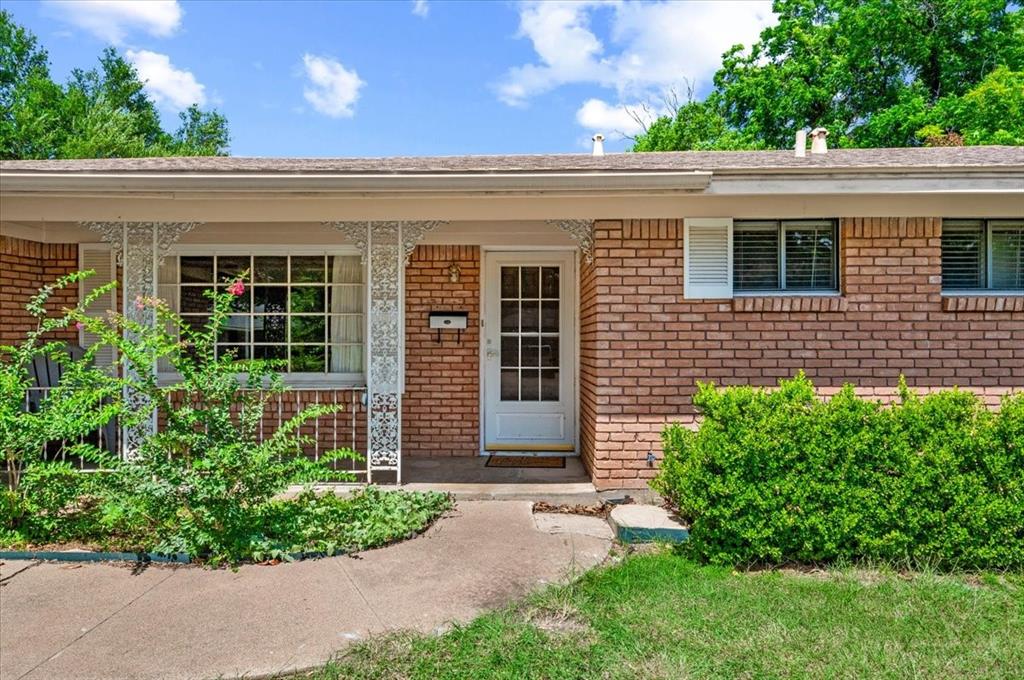 6920 Valhalla Road Property Photo 4