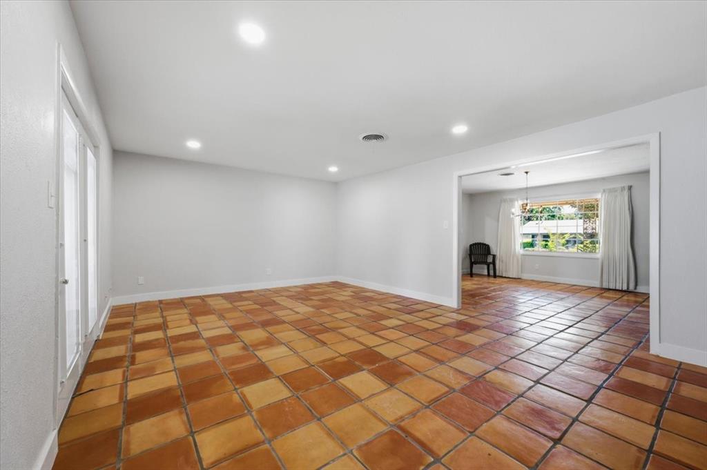 6920 Valhalla Road Property Photo 12